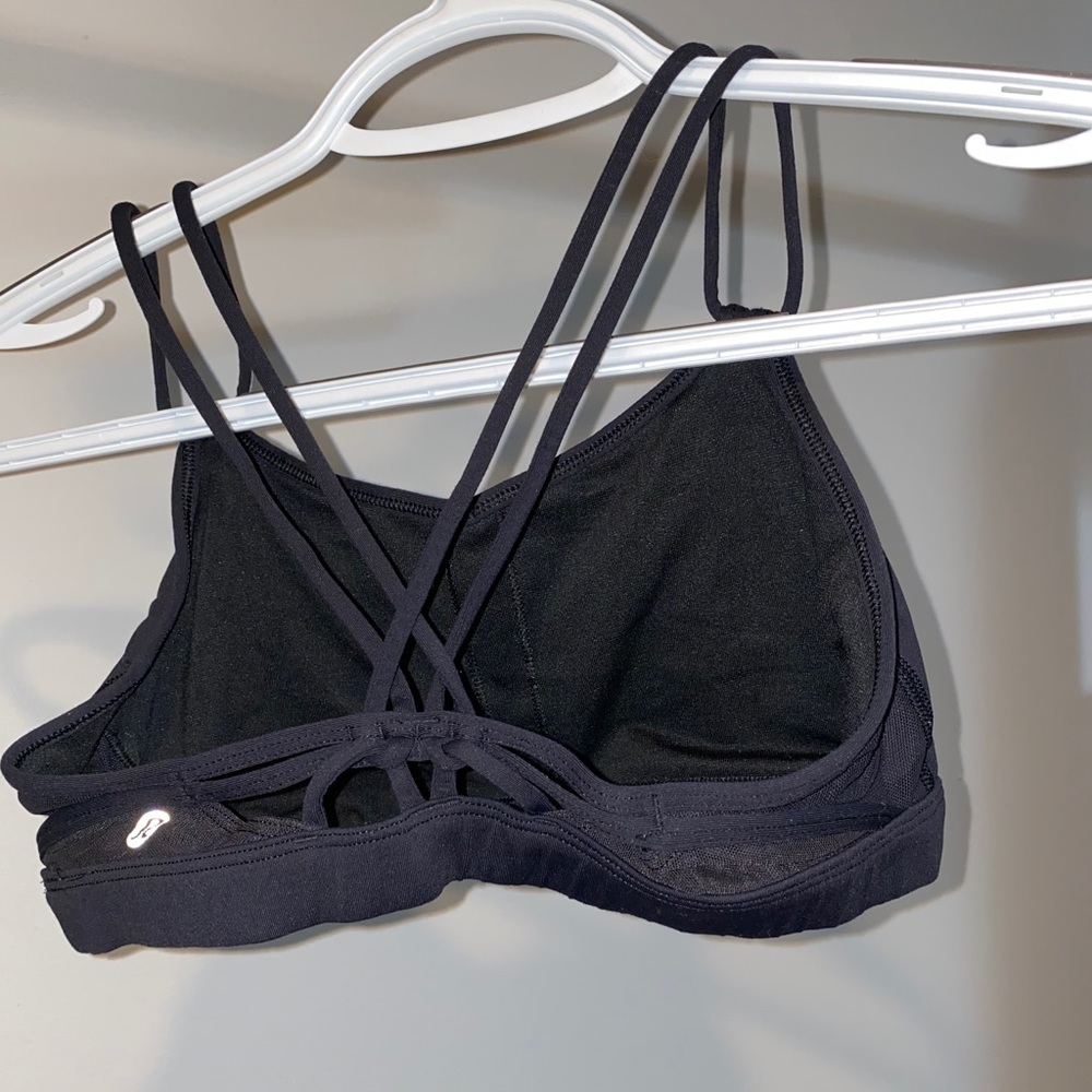 Lululemon sports bra